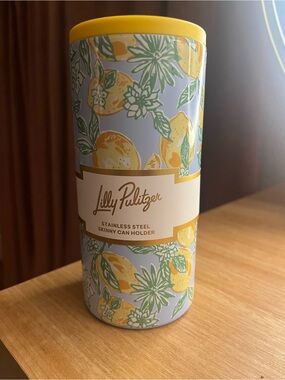 NWT!! Lilly Pulitzer Lemon Print Stainless Steel Skinny Can Holder